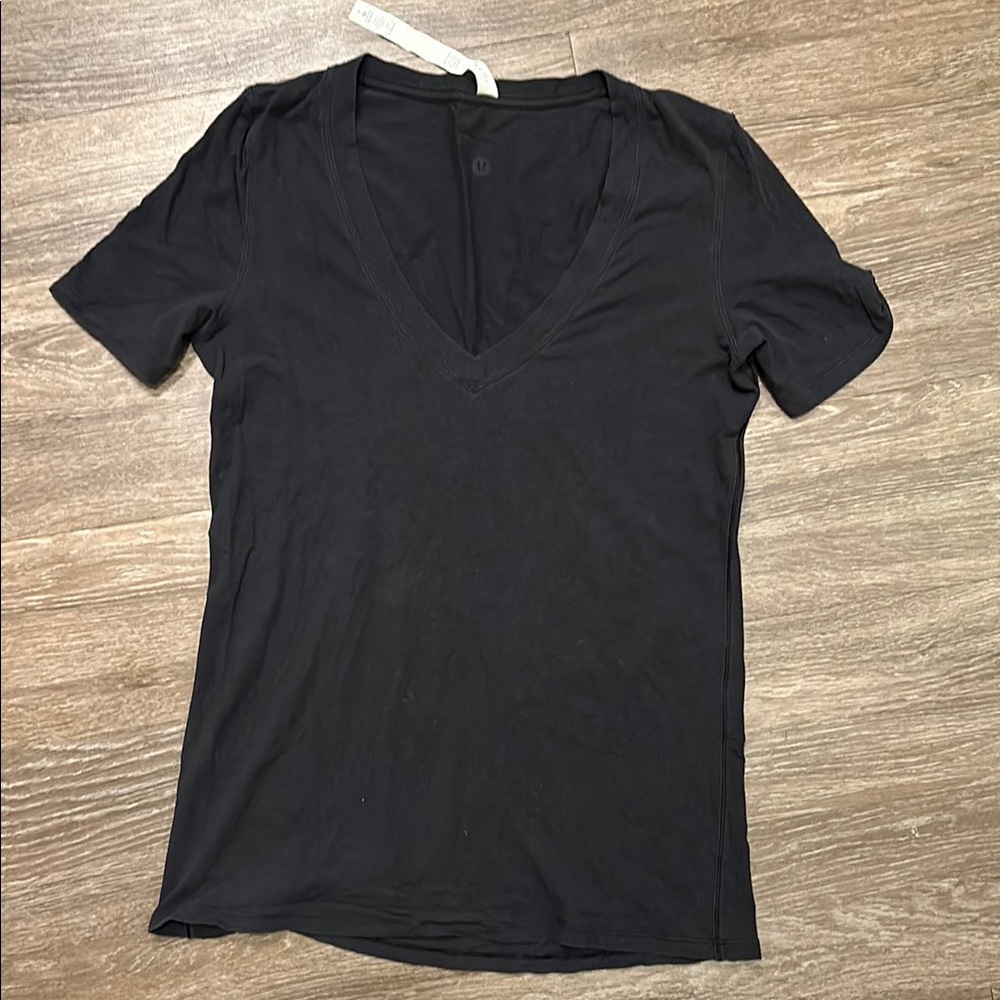 Lululemon V-Neck Shirt